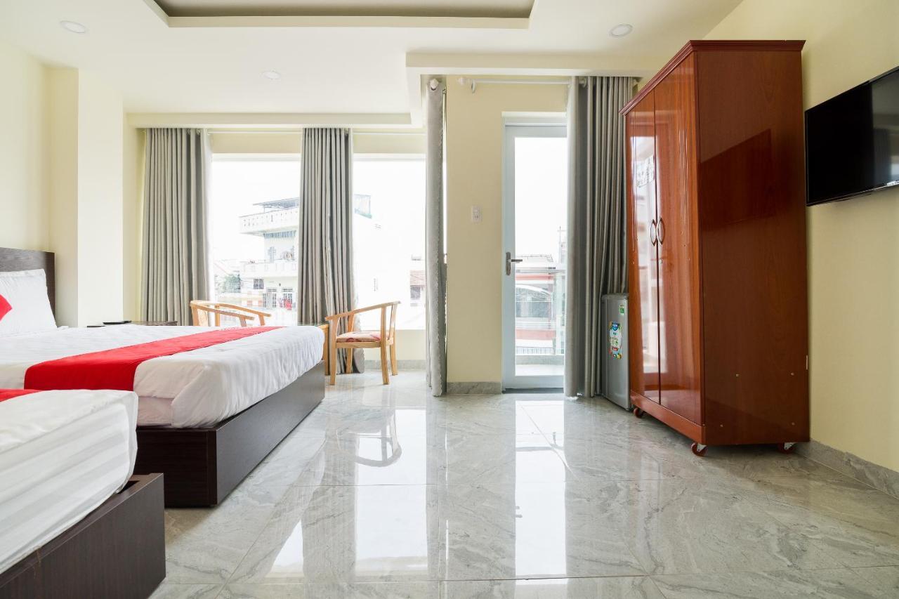 Oyo 176 374 Hotel Nha Trang Eksteriør billede